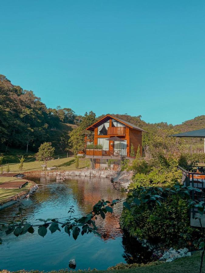 Pousada E Restaurante Casa Cida E Evandro Гаспар Экстерьер фото